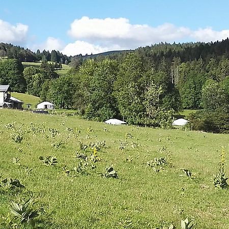 La Petite Echelle Hotel Rochejean Bagian luar foto