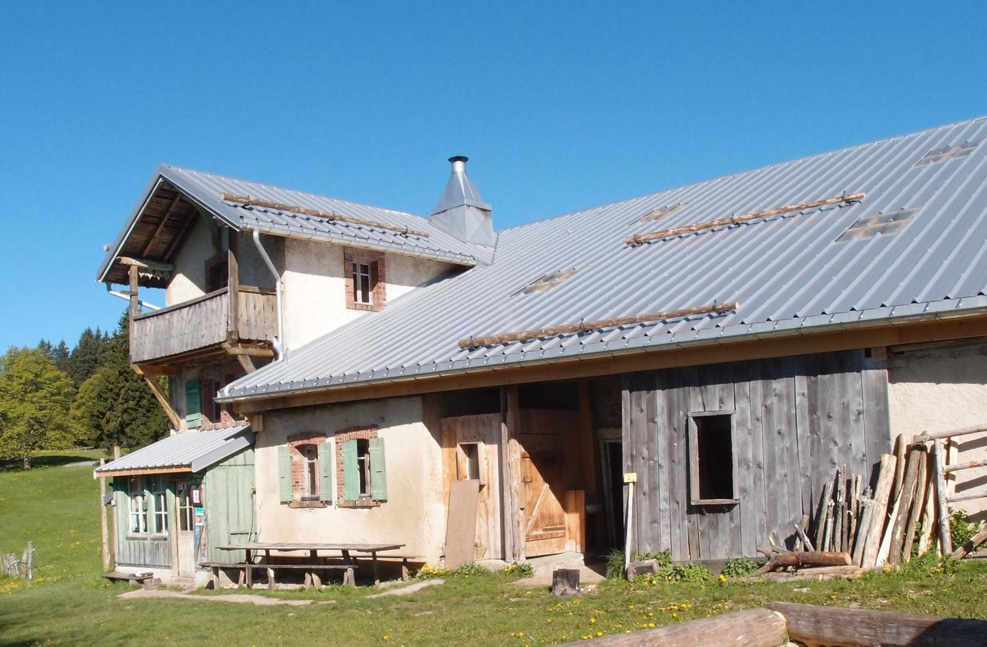 La Petite Echelle Hotel Rochejean Bagian luar foto