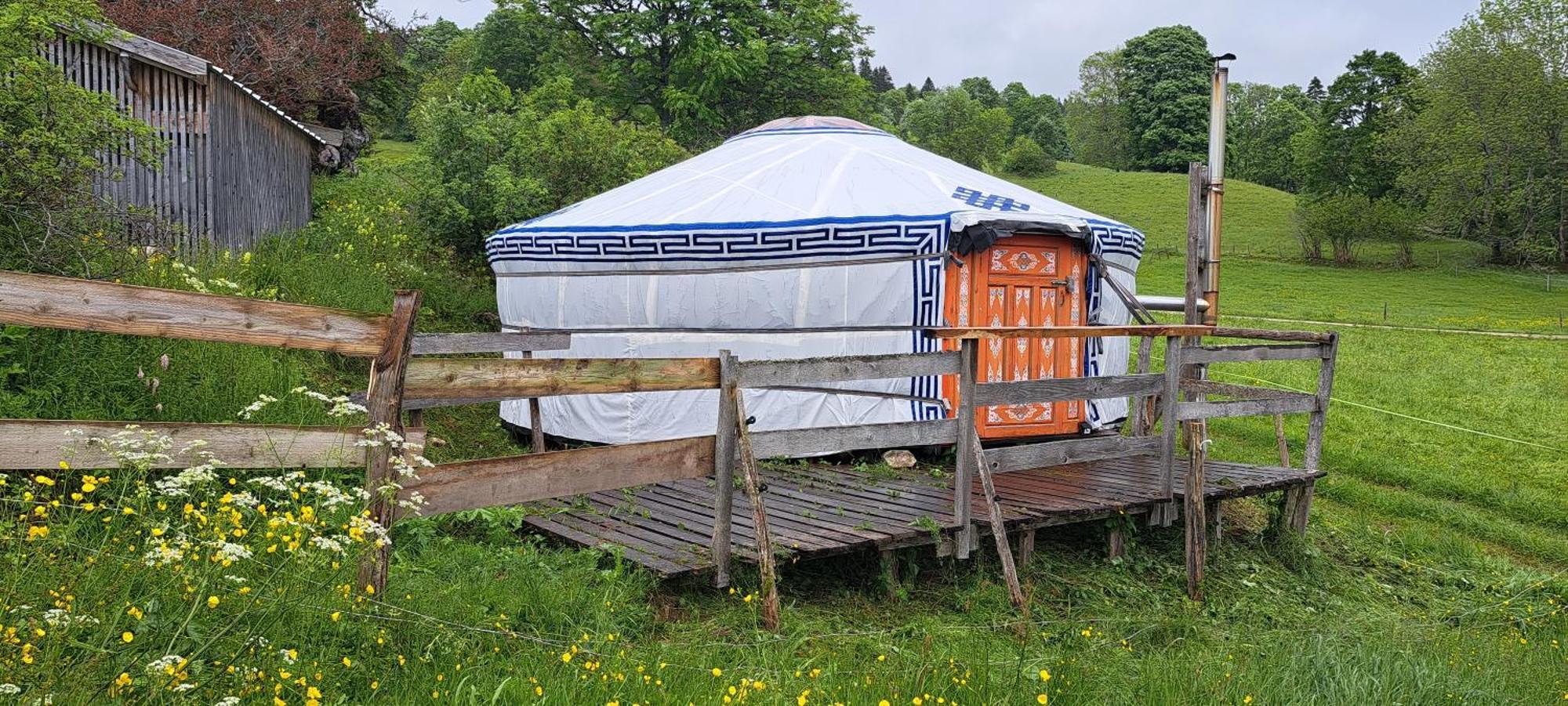La Petite Echelle Hotel Rochejean Bagian luar foto